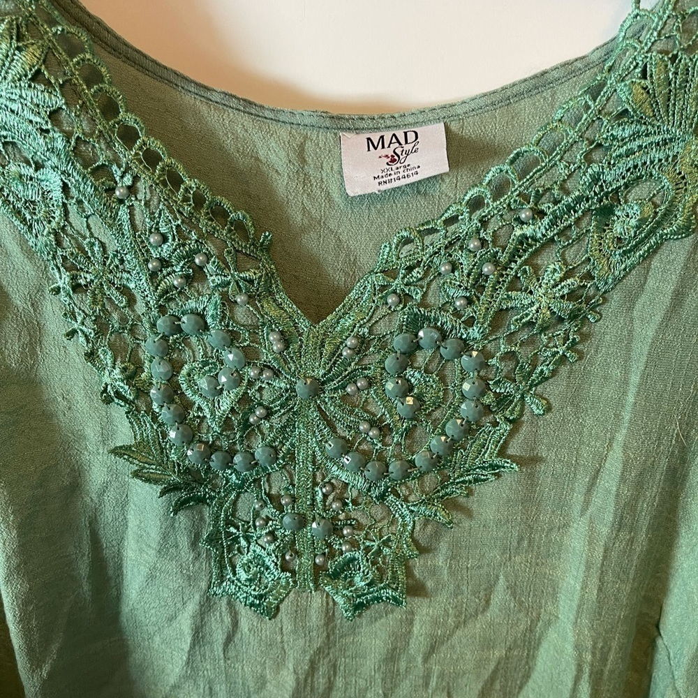 Mint green tunic top - Picture 2 of 4